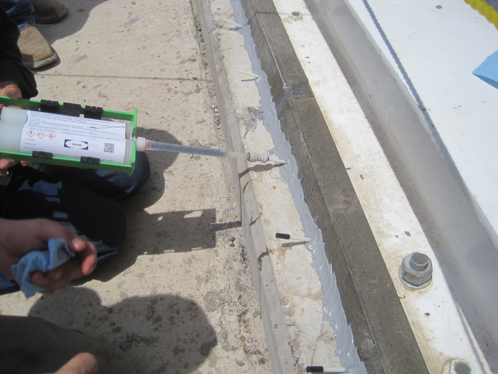 FasTrac CE110 Crack Injection being applied on a jobsite